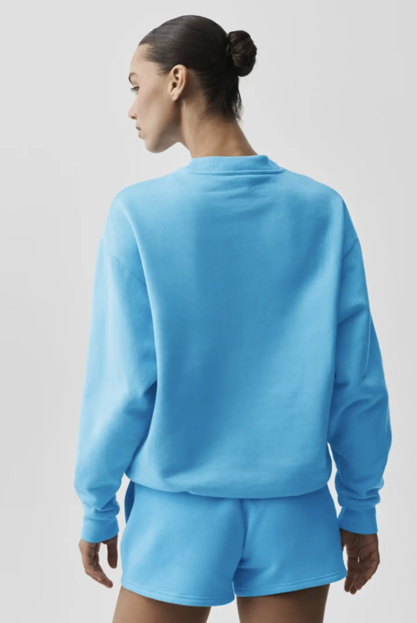 Cropped Accolade Crewneck - Imagen 3