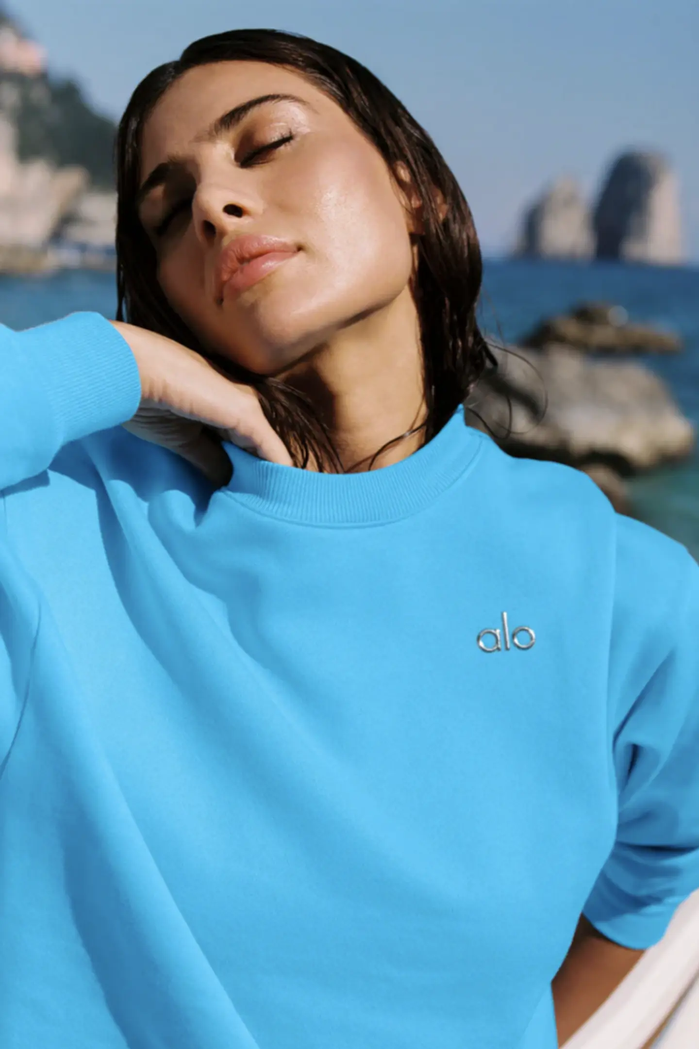 Cropped Accolade Crewneck - Imagen 2
