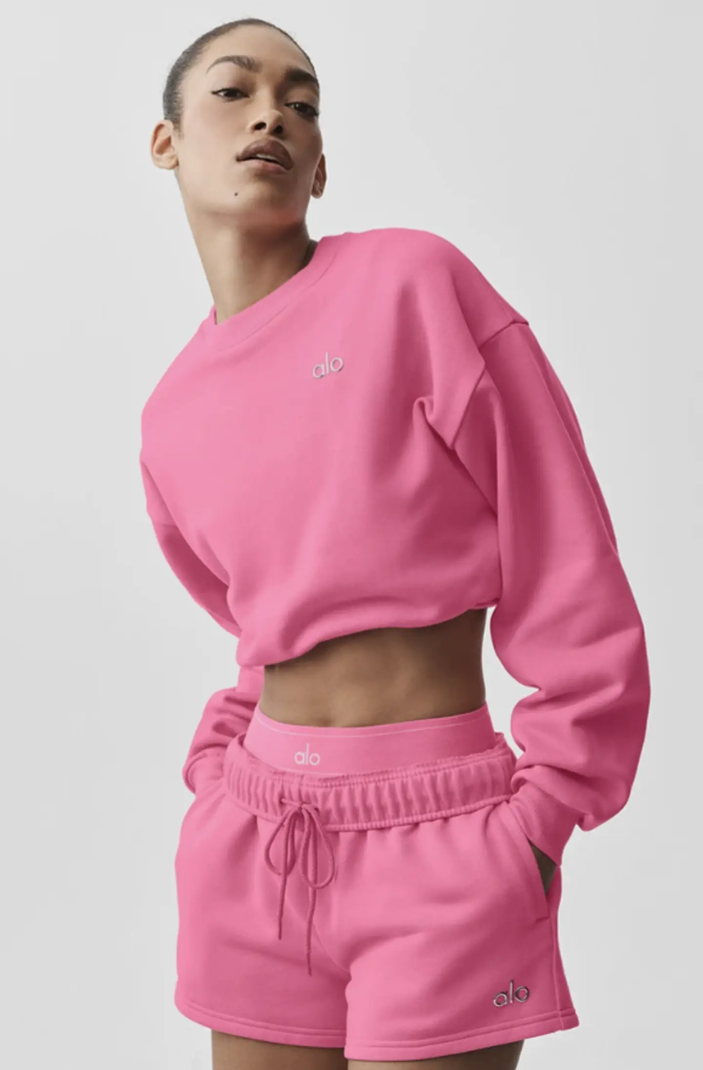 Cropped Accolade Crewneck - Imagen 3